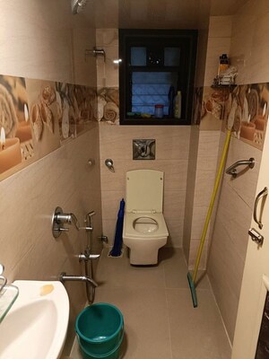 Bathroom in 1 BHK Apartment at Santacruz West – for Rent