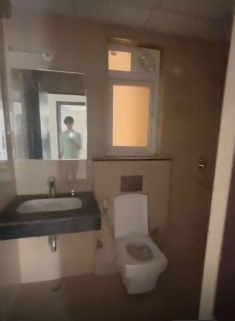 Bathroom, rishita-manhattan 3.5 Bedroom 1765 Sq.Ft. Apartment In Gomti Nagar Lucknow 10152083