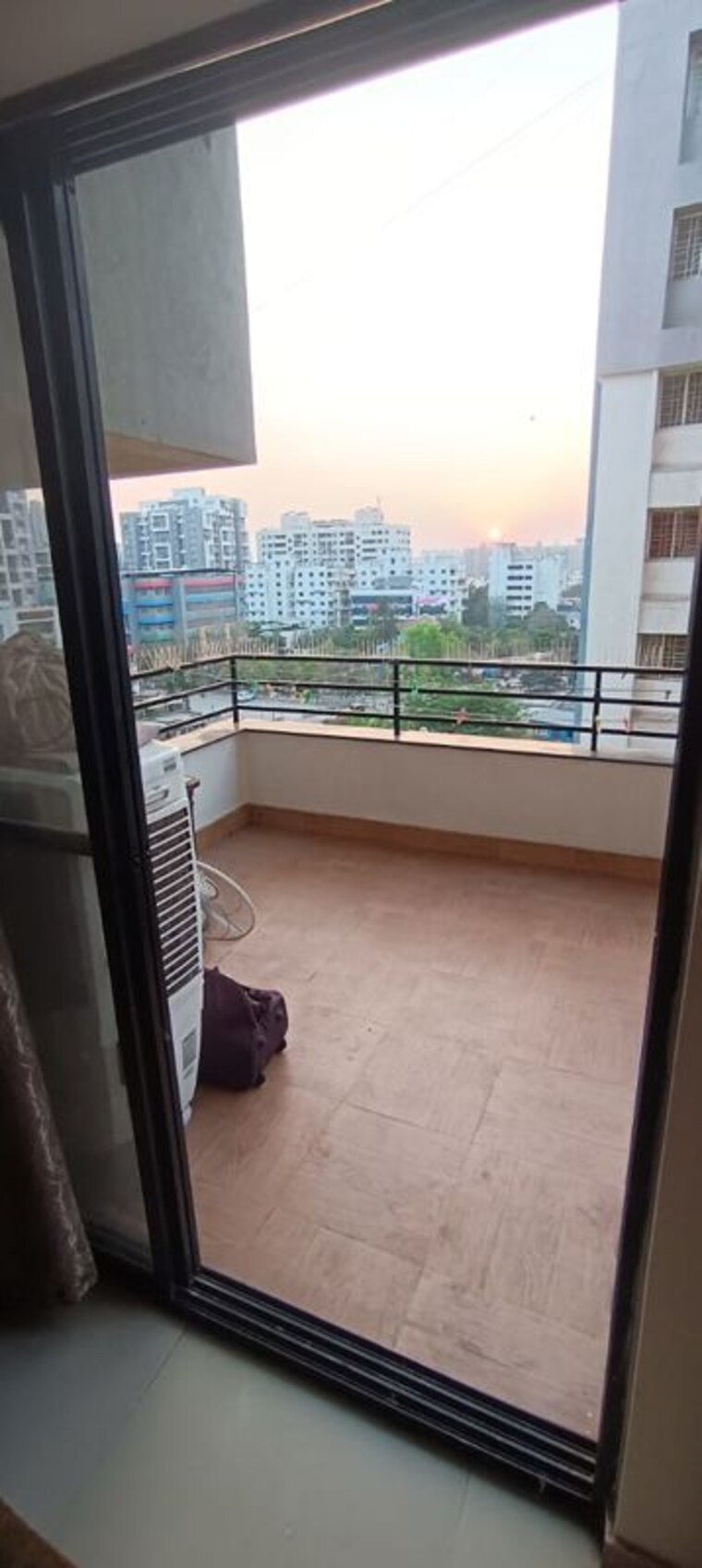 Balcony, mundhwa 3 Bedroom 1000 Sq.Ft. Apartment In Mundhwa Pune 10152096