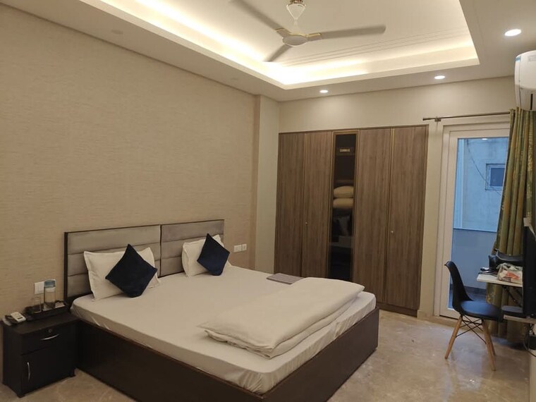 Bedroom, sector 7 3 Bedroom 1832 Sq.Ft. Apartment In Sector 7 Gurgaon 10152118