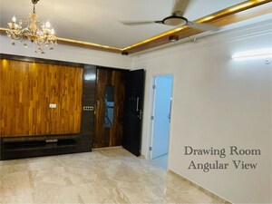 Bedroom in 2 BHK Apartment at Hiranandani Astra, Ghodbunder Road – for Rent
