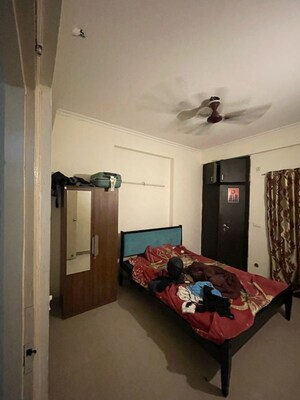 Bedroom in 3 BHK Builder Floor at Antriksh Golf View, Sector 78 – for Rent