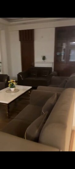 4 BHK + Pooja Room,Servant Room Apartment For Sale in Mahagun Moderne