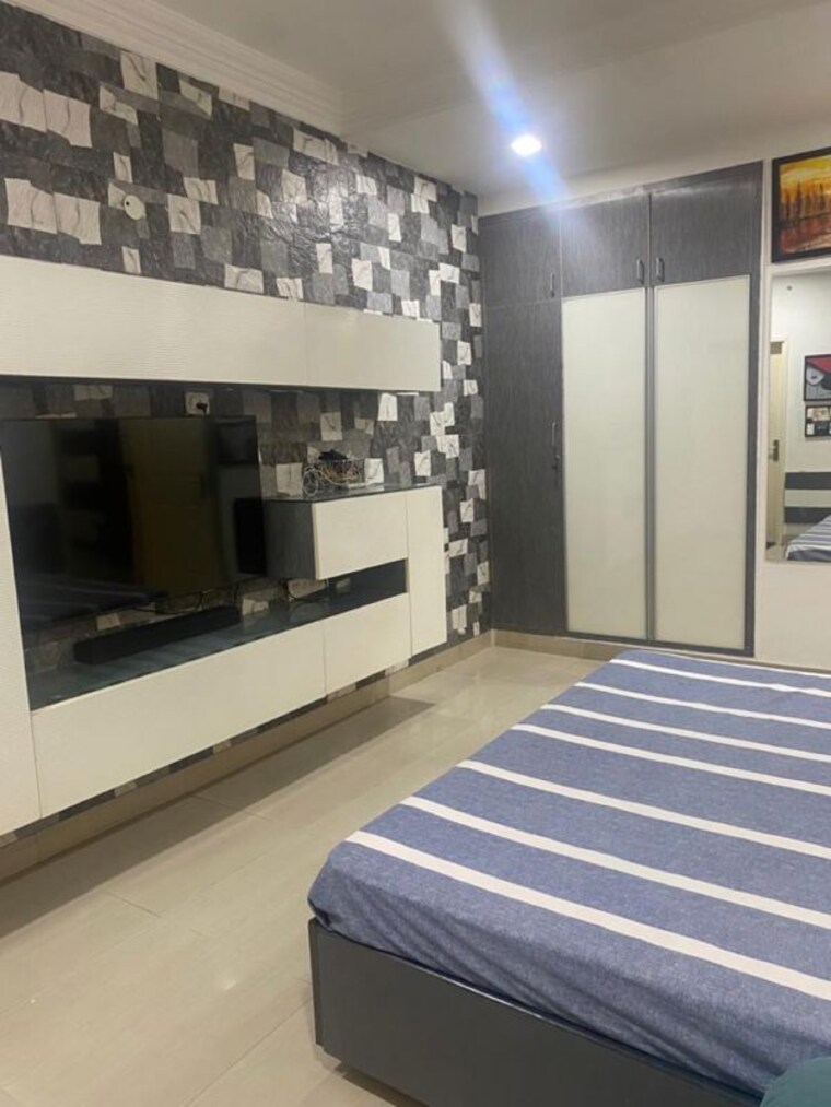 Bedroom, paramount-floraville 3.5 Bedroom 1685 Sq.Ft. Apartment In Sector 137 Noida 9923218