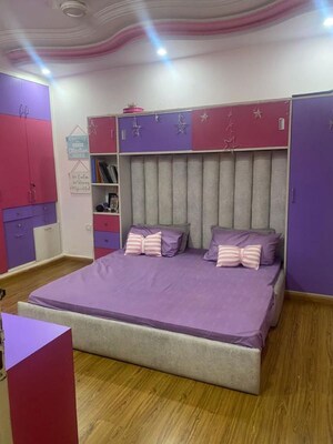 Bedroom in 3.5 BHK Apartment at Paramount Floraville, Sector 137 – for Sale