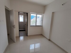 Room in 1 BHK Apartment at Gera Shrishti, Wagholi – for Rent