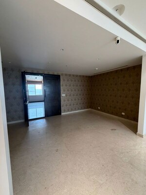 Room in 4 BHK Apartment at Prestige White Meadows Villas, Whitefield – for Rent