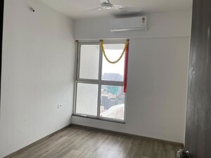 Room in 3 BHK Apartment at Goel Ganga Serio, Kharadi – for Rent