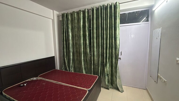 Balcony, signature-the-serenas 2 Bedroom 583 Sq.Ft. Apartment In Sohna Sector 36 Gurgaon 10152186