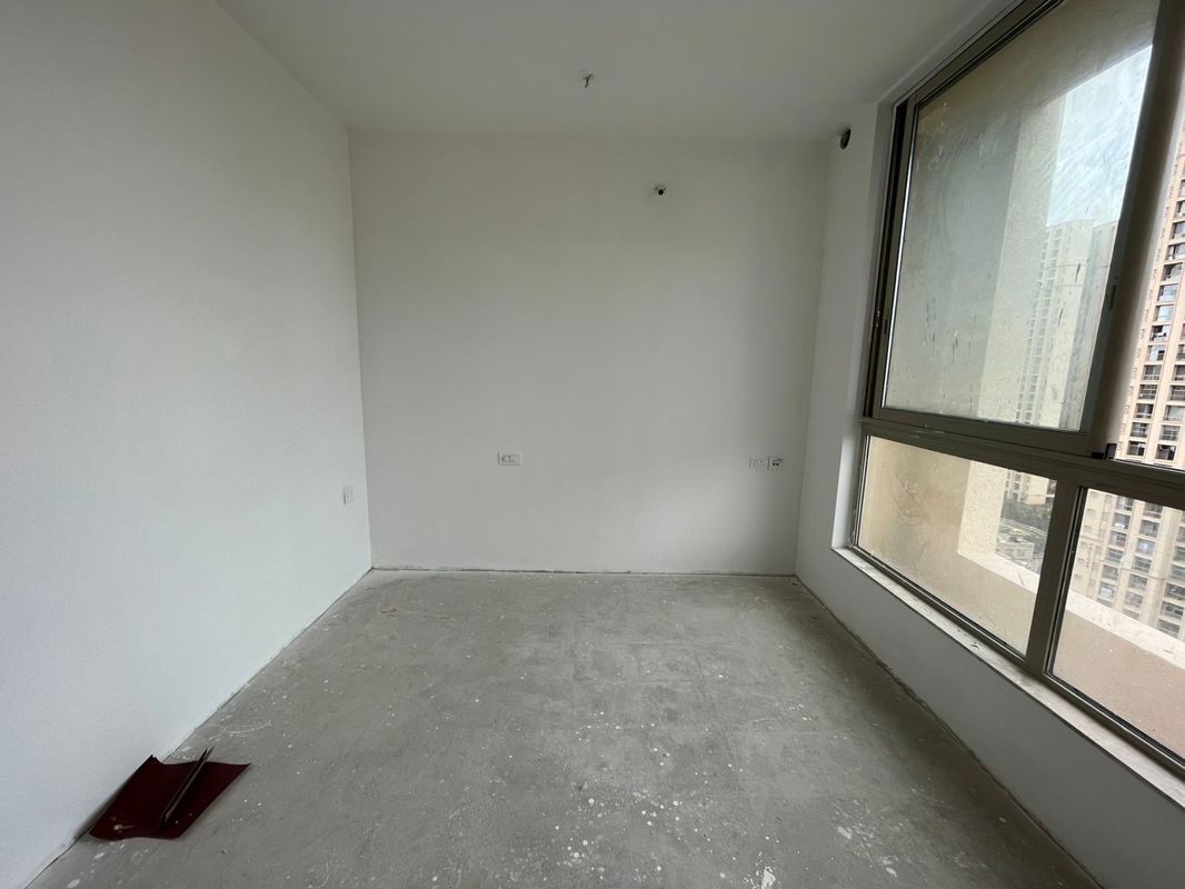 2 BHK + Store Room Apartment For Rent in Hiranandani Eagleridge Wing A