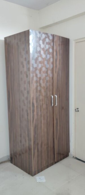 Bathroom in 2 BHK Apartment at Signature Global Signum 93, Sector 93 – for Rent