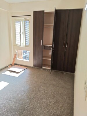 Room in 1 BHK Builder Floor at Vasant Vihar – for Rent
