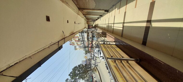 Balcony, shankar nagar Commercial Office Space 500 Sq.Ft. In Shankar Nagar Raipur 10152202