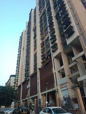 2 BHK Apartment For Rent in Chandak Sparkling Wing, Dahisar East