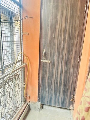 Balcony in 1 BHK Apartment at Laxmi Nagar – for Sale