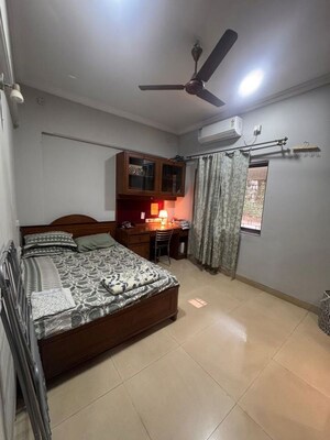 Bedroom in 2 BHK Apartment at Shree Dattaguru CHS Chembur, Chembur – for Rent