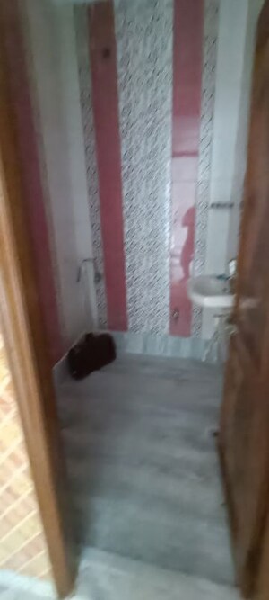 Bathroom in 2 BHK Builder Floor at Rohini Sector 8 – for Rent