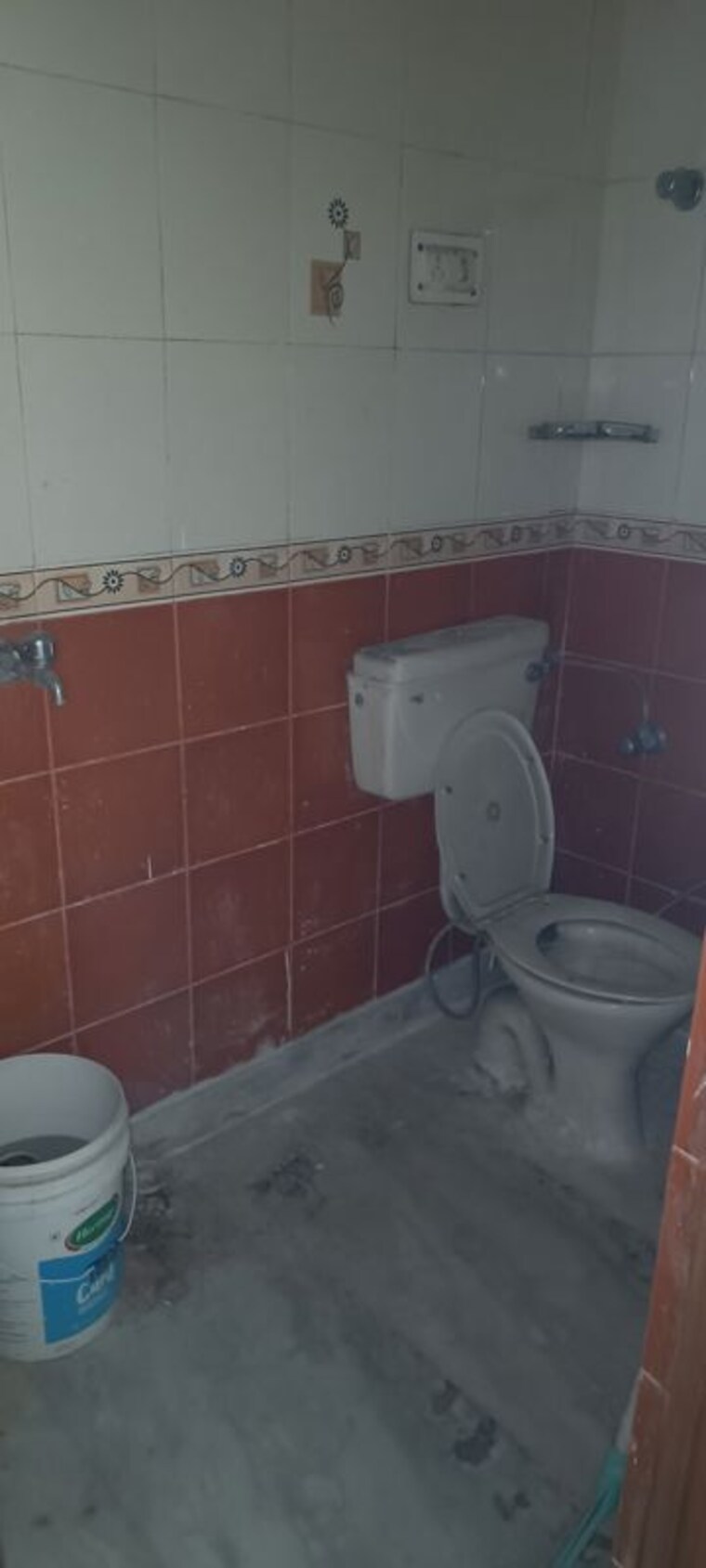 Bathroom, rohini sector 8 2 Bedroom 650 Sq.Ft. Builder Floor In Rohini Sector 8 Delhi 10152288