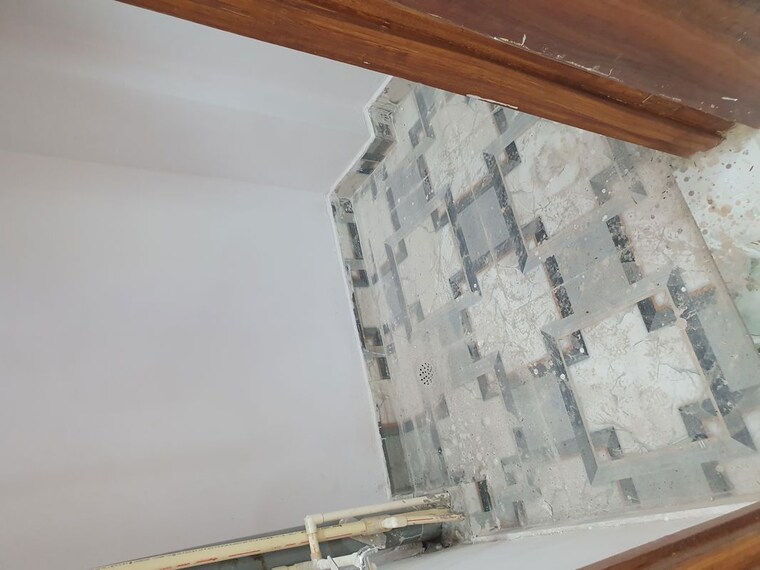 Balcony, vasundhara sector 2b 2.5 Bedroom 114 Sq.Yd. Builder Floor In Vasundhara Sector 2b Ghaziabad 10152303