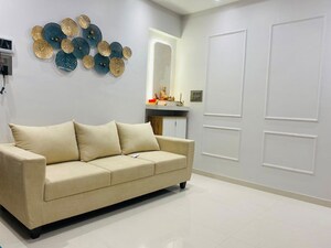 Furnished Amenities in 1 BHK Apartment at Anant Niwas Parel, Parel – for Sale