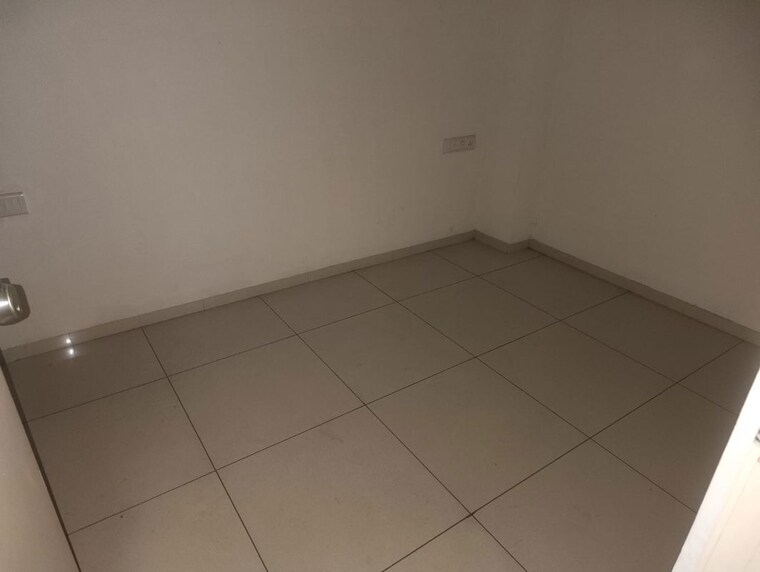 Room, makarba 2 Bedroom 1050 Sq.Ft. Apartment In Makarba Ahmedabad 10152158