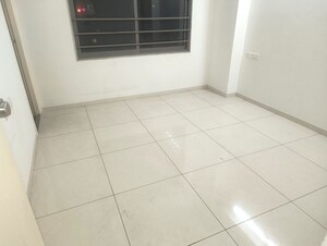 Bedroom in 2 BHK Apartment at Makarba – for Rent