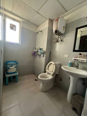 Team Area in 3 BHK Apartment at Geotech Pristine Avenue, Sector 16c Greater Noida – for Rent