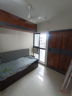 1 BHK + Pooja Room Apartment For Rent in Lodha Crown Kolshet
