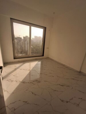 Room in 2 BHK Apartment at Rajasthan Surya Square, Matunga – for Sale