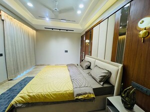 Bedroom in 4 BHK Builder Floor at Central Park Flower Valley, Sohna Sector 33 – for Sale