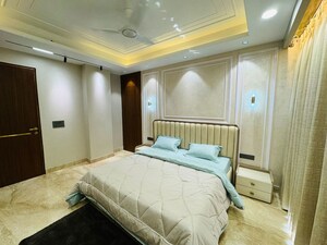 Bedroom in 4 BHK Builder Floor at Central Park Flower Valley, Sohna Sector 33 – for Sale