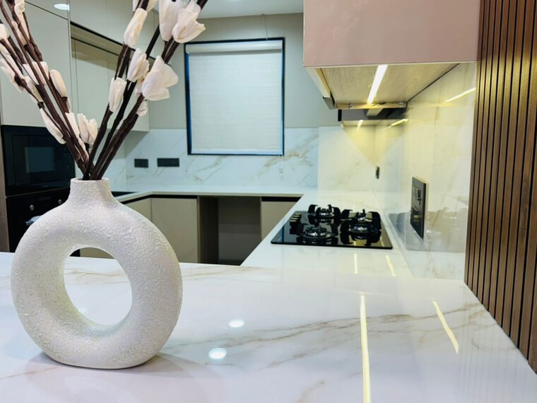 Master Bedroom, central-park-flower-valley 4 Bedroom 400 Sq.Yd. Builder Floor In Sohna Sector 33 Gurgaon 10152478