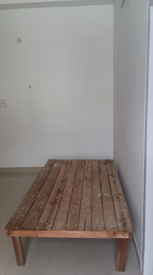 Room in 1 BHK Villa at Zoo Tiniali – for Rent