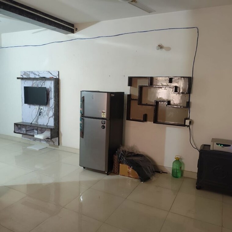 Living Room, signature-global-the-roselia 2 Bedroom 670 Sq.Ft. Apartment In Sector 95a Gurgaon 10152486