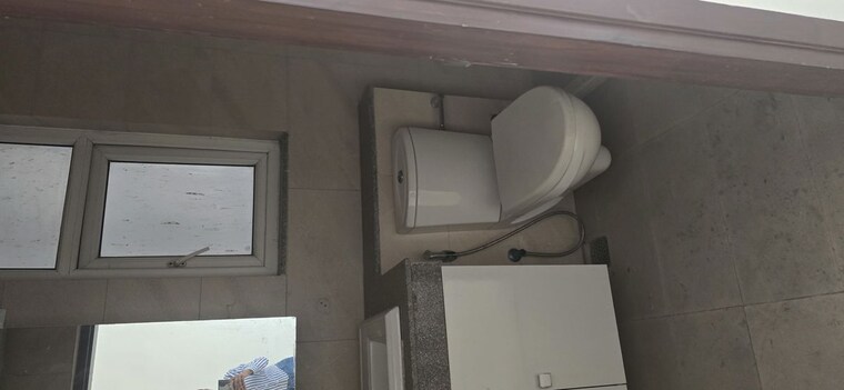Bathroom, puri-anand-villas-phase-ii 3 Bedroom 1940 Sq.Ft. Apartment In Sector 81 Faridabad 10152556
