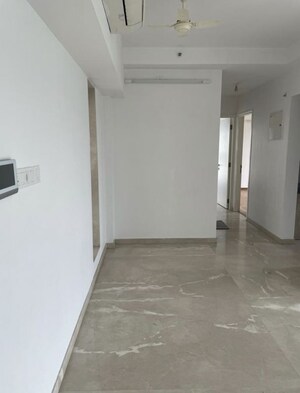 2 BHK Apartment For Rent in Godrej The Trees, Vikhroli East