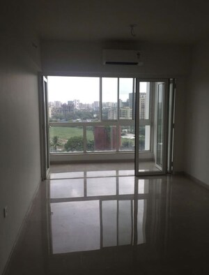 Room in 2 BHK Apartment at Godrej The Trees, Vikhroli East – for Rent