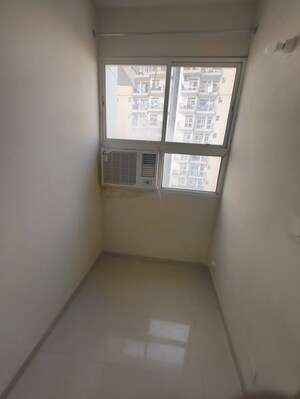 Room in 1 BHK Apartment at Adani Aangan, Sector 89a – for Rent