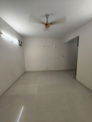 Room in 2 BHK Apartment at Adani Aangan, Sector 89a – for Rent