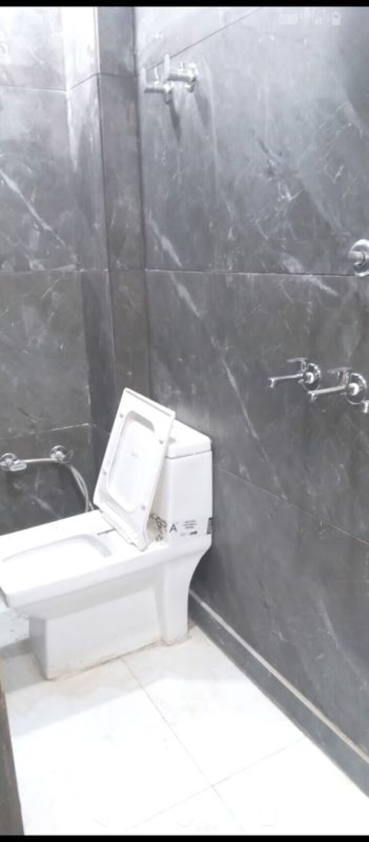 Bathroom, shastri nagar 1 Bedroom 450 Sq.Ft. Builder Floor In Shastri Nagar Delhi 10152626