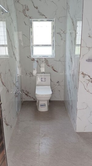 Bathroom in 2 BHK Villa at Six Mile – for Rent