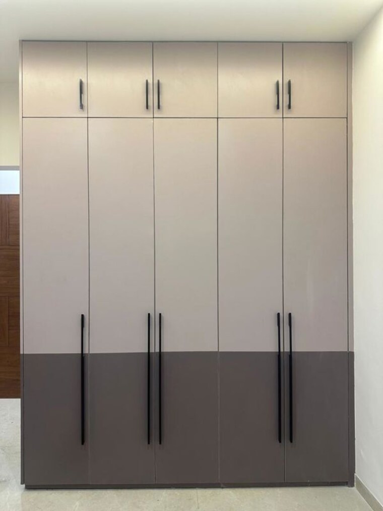 Cupboard, silver-city-extention 4 Bedroom 2600 Sq.Ft. Independent House In Vip Road Zirakpur 10152631