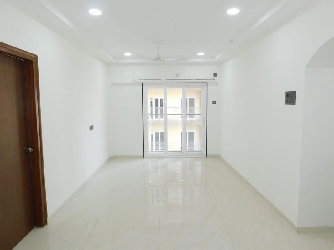 3 BHK 894 Sq.Ft. Apartment in Dhoot Sky Residency New Sonali CHSL