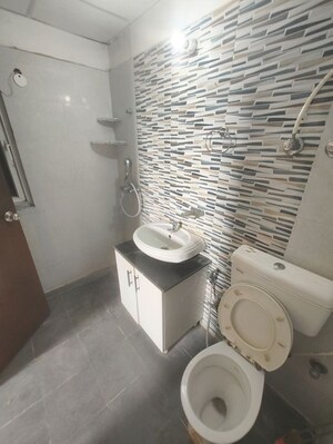 Bathroom in 2 BHK Apartment at Signature Global The Roselia, Sector 95a – for Sale