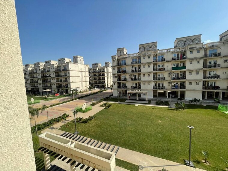 Exterior View, signature-global-park 2 Bedroom 822 Sq.Ft. Apartment In Sohna Sector 36 Gurgaon 10152777