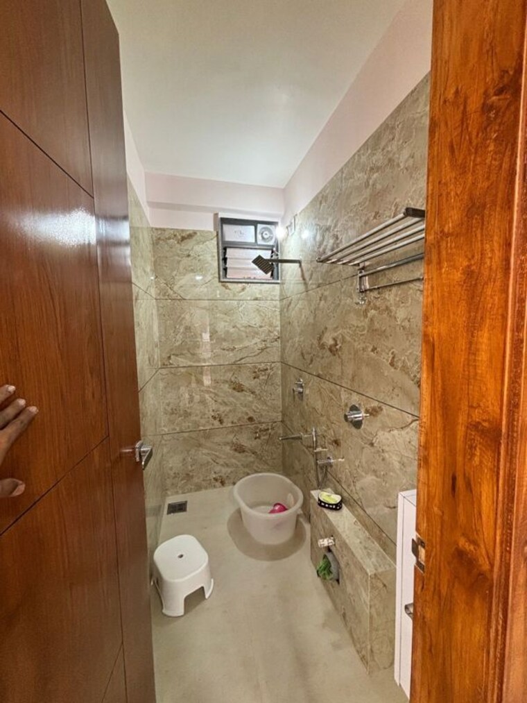 Bathroom, randesan 3 Bedroom 226 Sq.Yd. Apartment In Randesan Gandhinagar 10152765