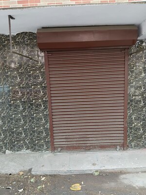  Shop For Rent in Nirman Vihar