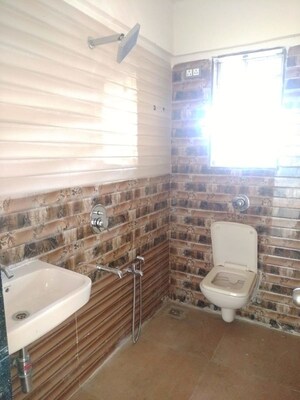 Bathroom in 1 BHK Apartment at Shraddha Evoque, Bhandup West – for Sale