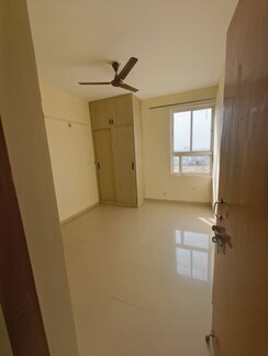2 BHK Apartment For Rent in Adani Aangan