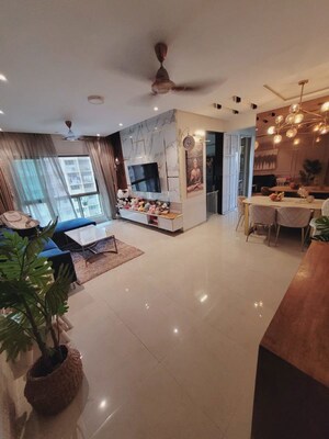 2 BHK Apartment For Rent in Sheth Vasant Oasis, Andheri East